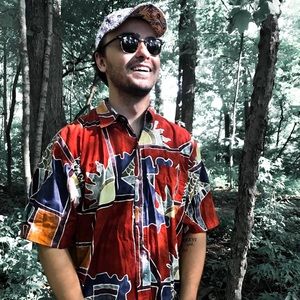 Men’s vintage dress shirt